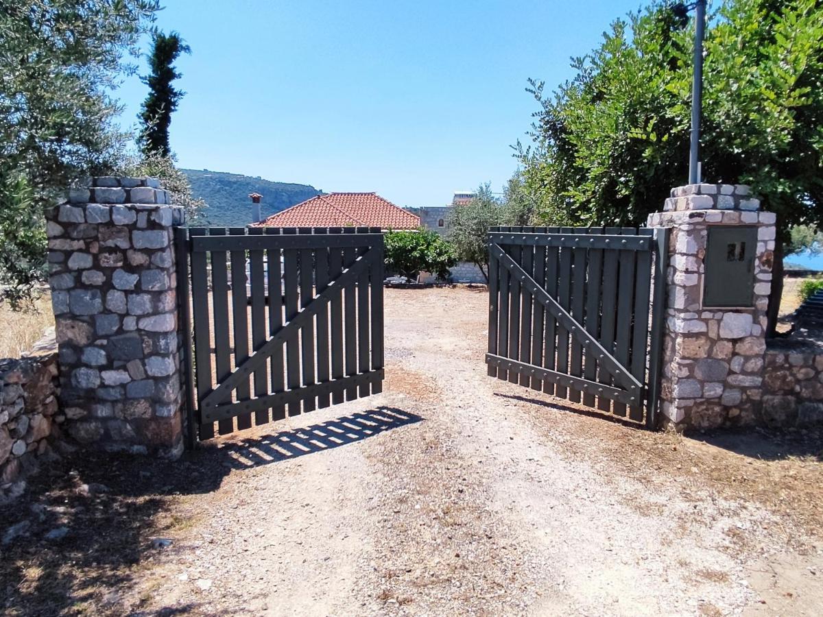 הוילה Athina'S Stone House In קרדמילי מראה חיצוני תמונה